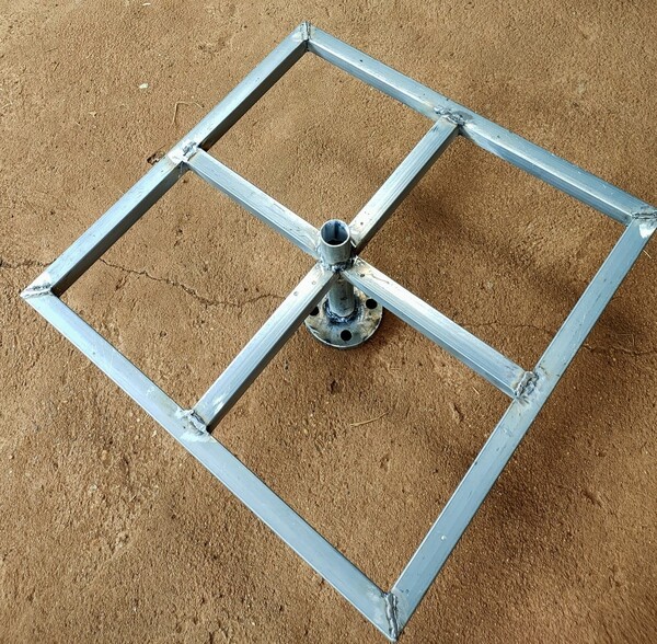 our preliminary mounting base made of steel parts welded together.